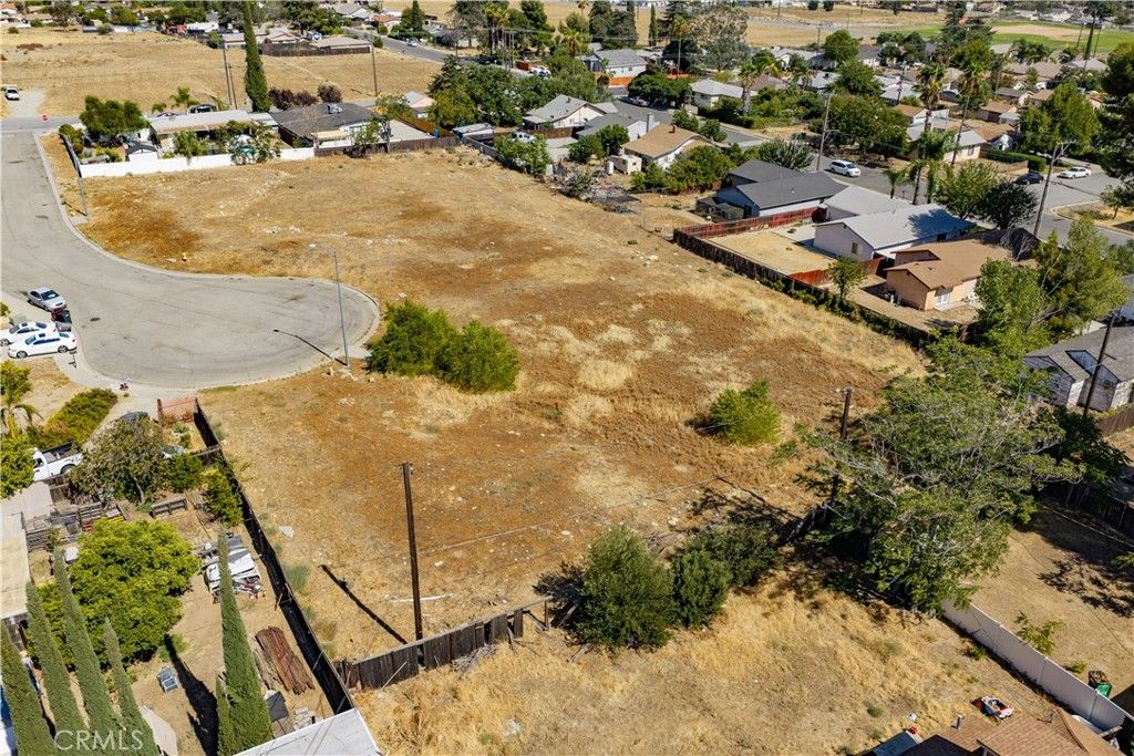 Image 19 of property listing at 0 King, Banning, CA 92220