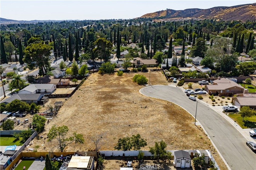 Image 27 of property listing at 0 King, Banning, CA 92220