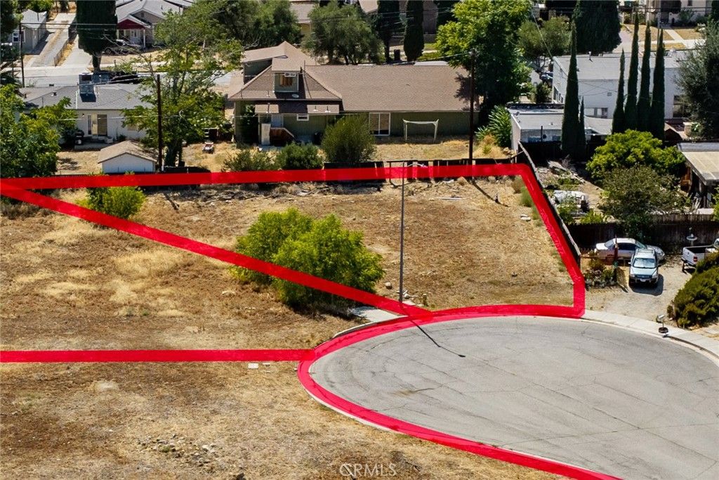 Image 2 of property listing at 0 King, Banning, CA 92220