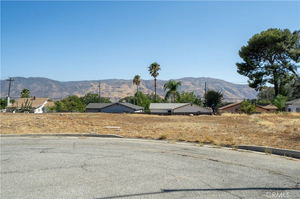 Image 31 of property listing at 0 King, Banning, CA 92220