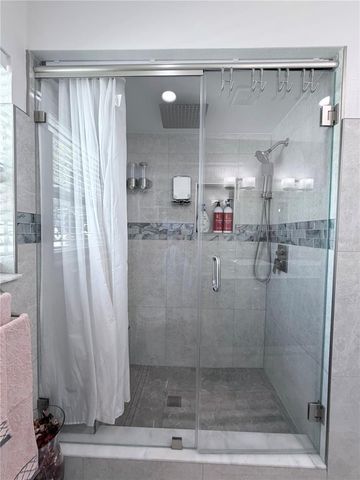 1508 W KNOLLWOOD STREET, Tampa, FL 33604