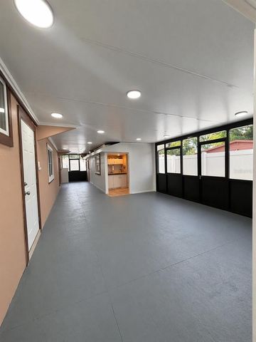 1508 W KNOLLWOOD STREET, Tampa, FL 33604