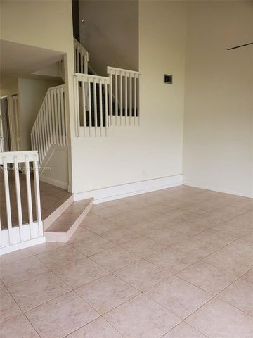 4206 SW 87th Ter 4206, Davie, FL 33328