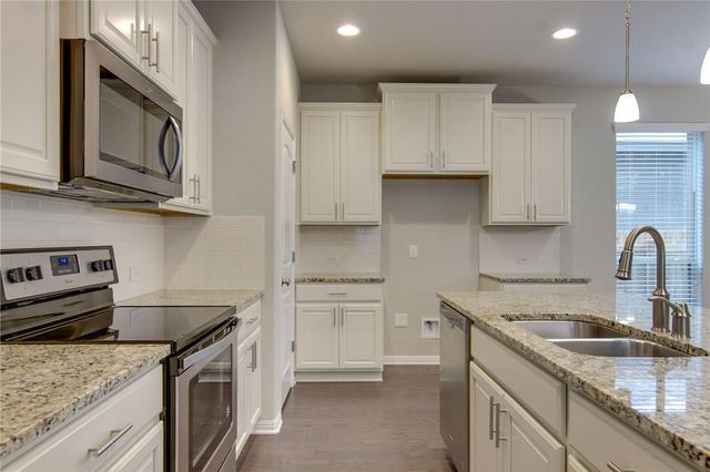 3240 E Whitestone BLVD 85, Cedar Park, TX 78613
