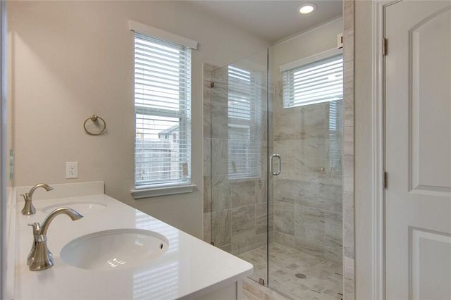 3240 E Whitestone BLVD 85, Cedar Park, TX 78613