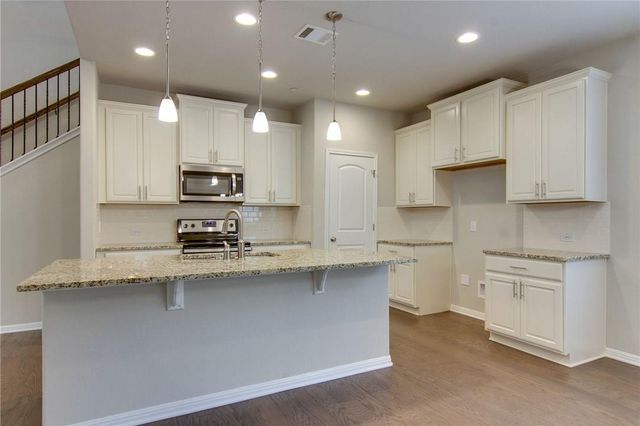 3240 E Whitestone BLVD 85, Cedar Park, TX 78613