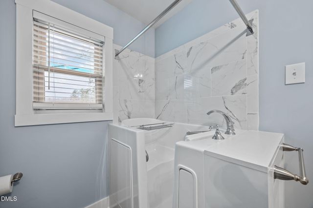 585 Bonanza Trail, Clarksville, VA 23927