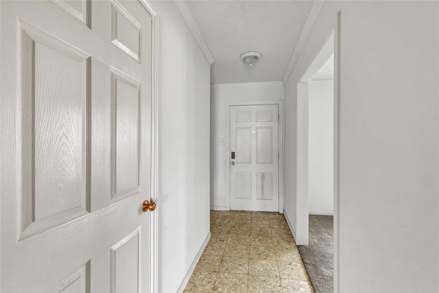 814 Oak Leaf Street, La Porte, TX 77571