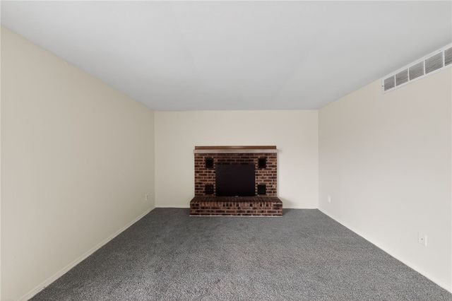 6070 Charlesgate Road, Huber Heights, OH 45424