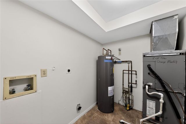 6070 Charlesgate Road, Huber Heights, OH 45424