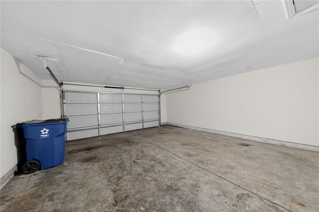 6070 Charlesgate Road, Huber Heights, OH 45424