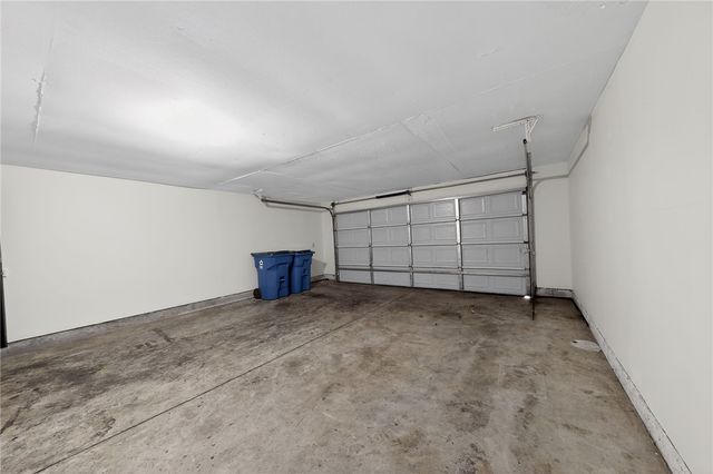 6070 Charlesgate Road, Huber Heights, OH 45424