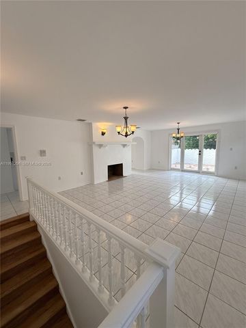 502 Madeira Ave A, Coral Gables, FL 33134