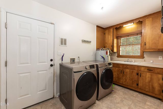 1502 Bahama Road, Bahama, NC 27503