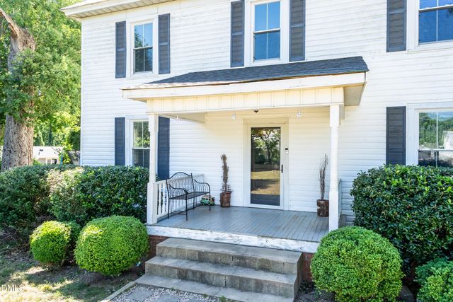 1502 Bahama Road, Bahama, NC 27503