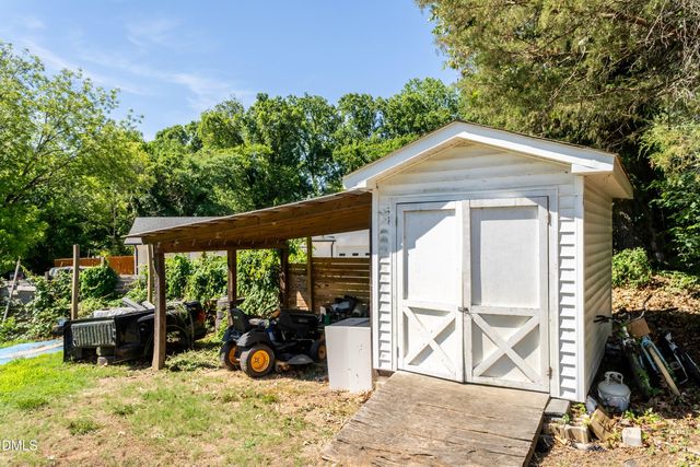 1502 Bahama Road, Bahama, NC 27503