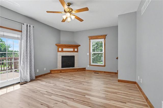 809 E 13th Street, Eudora, KS 66025