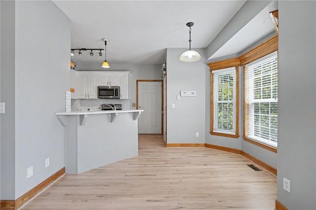 809 E 13th Street, Eudora, KS 66025