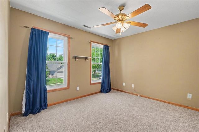 809 E 13th Street, Eudora, KS 66025