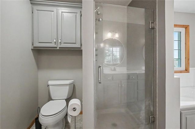 809 E 13th Street, Eudora, KS 66025