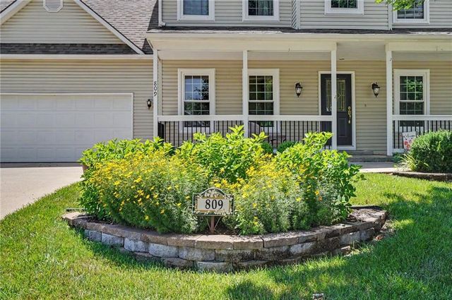 809 E 13th Street, Eudora, KS 66025