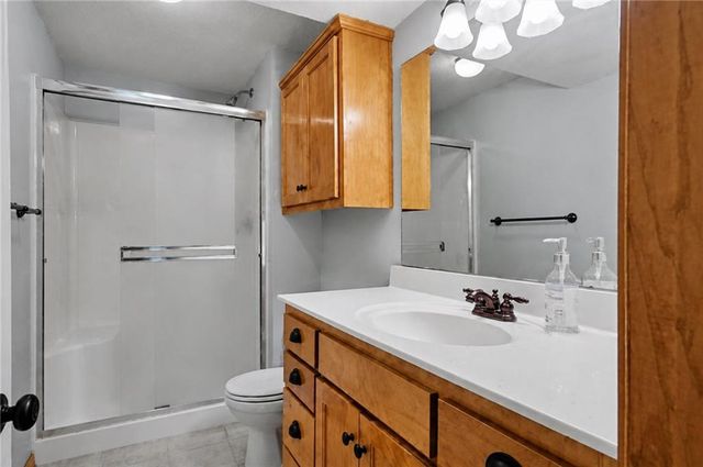809 E 13th Street, Eudora, KS 66025