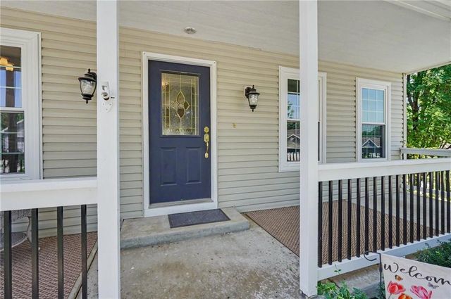 809 E 13th Street, Eudora, KS 66025
