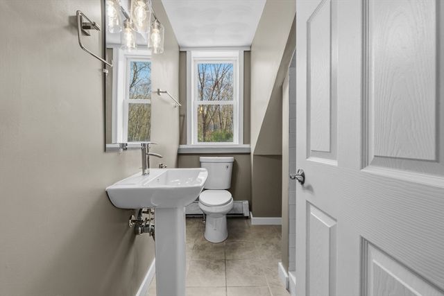 246 Winthrop St, Rehoboth, MA 02769