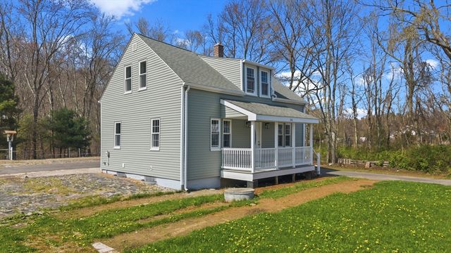 246 Winthrop St, Rehoboth, MA 02769