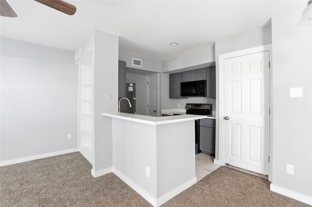 2800 Jeanetta Street 1602, Houston, TX 77063