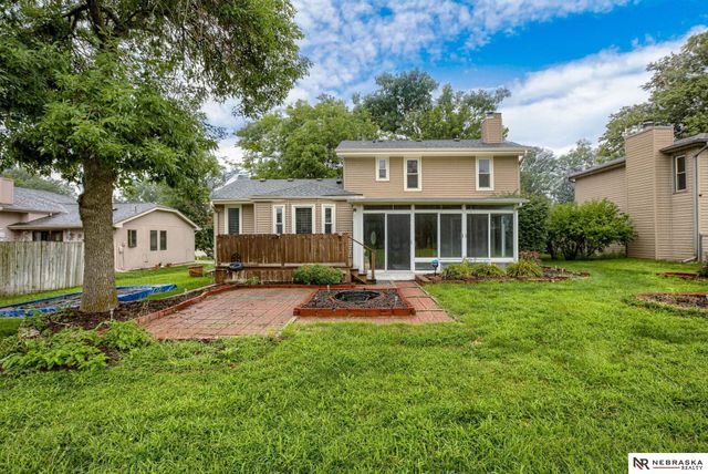 1611 N 150th Plaza, Omaha, NE 68154