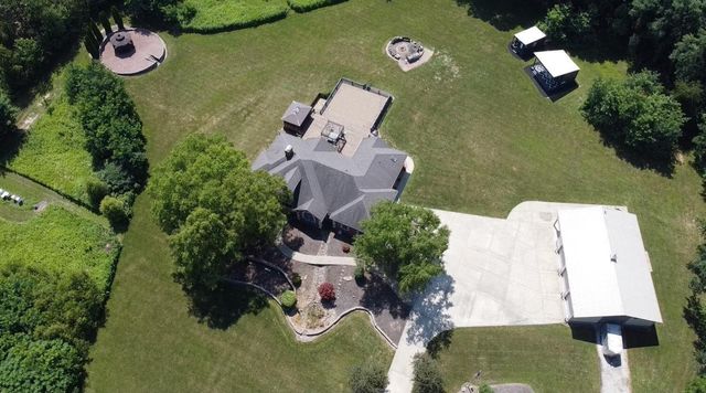 8855 E 93rd Avenue, Crown Point, IN 46307