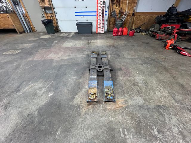 8855 E 93rd Avenue, Crown Point, IN 46307