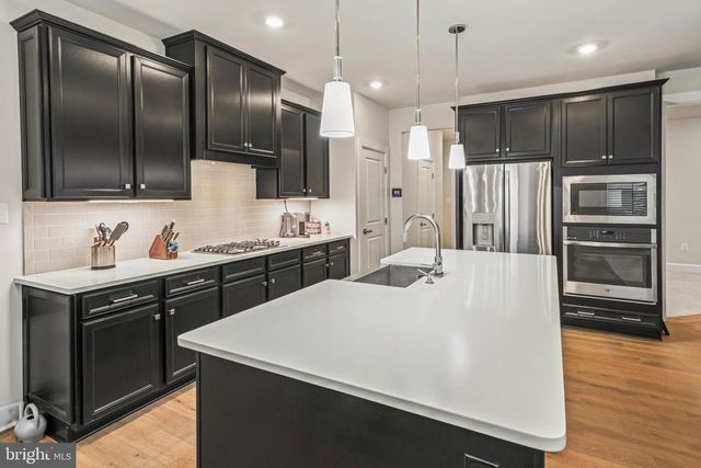 1716 FROST LN, West Chester, PA 19380