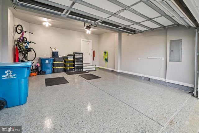 1716 FROST LN, West Chester, PA 19380