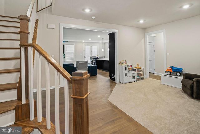 1716 FROST LN, West Chester, PA 19380