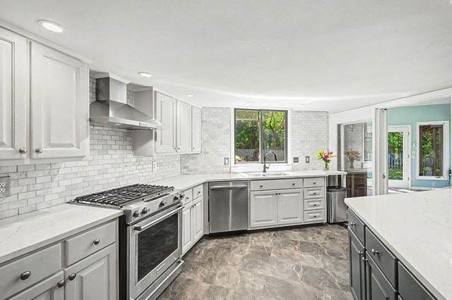 6106 Martingale Ln, Brentwood, TN 37027