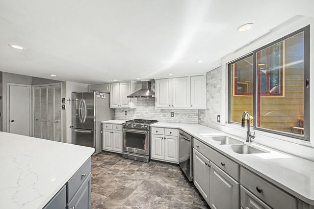 6106 Martingale Ln, Brentwood, TN 37027