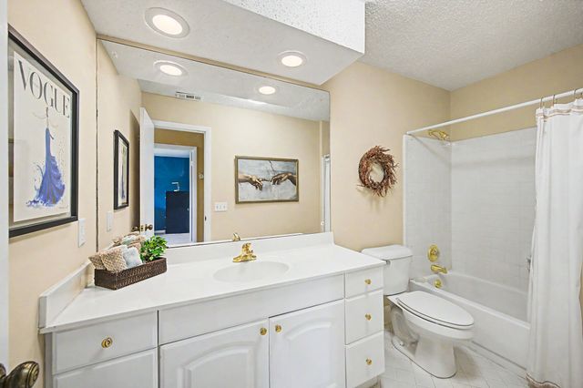 6106 Martingale Ln, Brentwood, TN 37027
