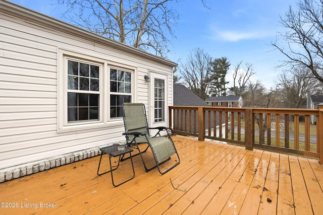 3500 Pinecone Cir, Louisville, KY 40241