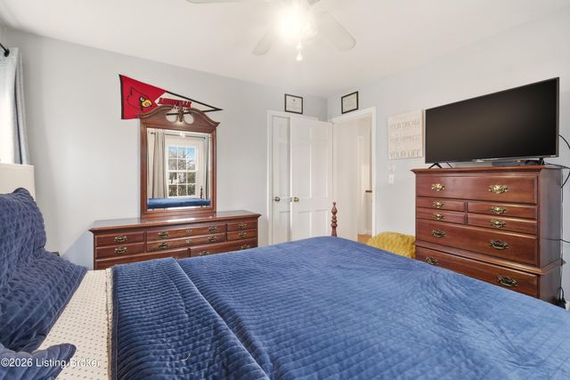 3500 Pinecone Cir, Louisville, KY 40241