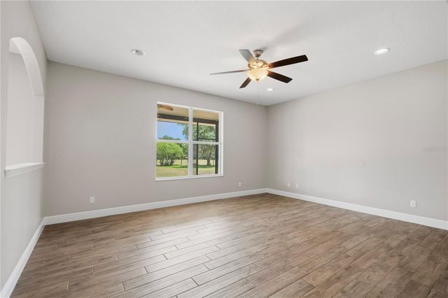 8848 BOGAERT DRIVE, Groveland, FL 34736