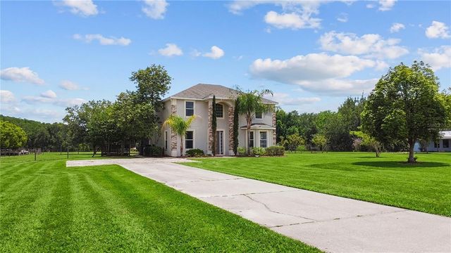8848 BOGAERT DRIVE, Groveland, FL 34736