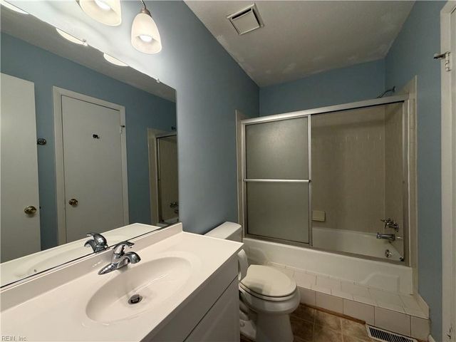 4396 Silverleaf DR, Virginia Beach, VA 23462