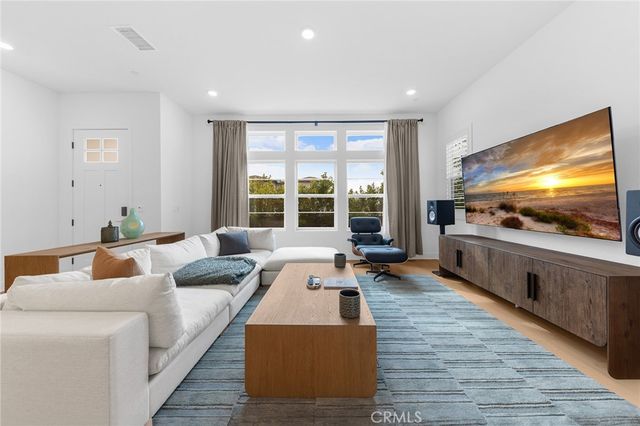 9335 Astor, Irvine, CA 92618