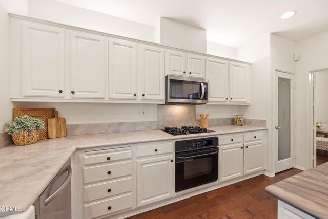 4609 Calle Descanso, Camarillo, CA 93012