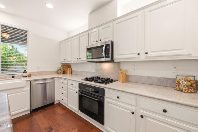 4609 Calle Descanso, Camarillo, CA 93012