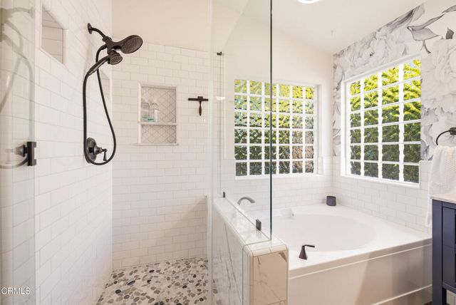 4609 Calle Descanso, Camarillo, CA 93012