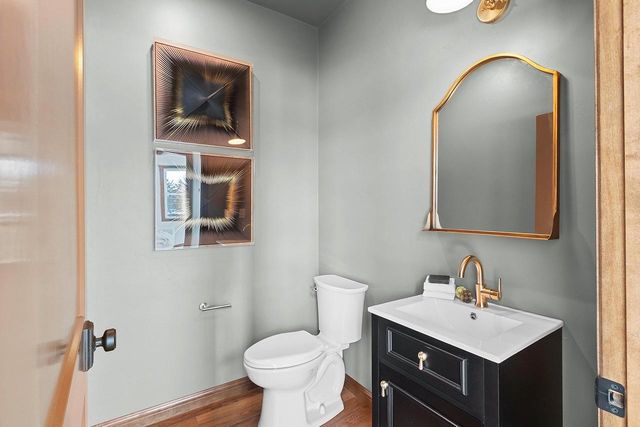 302 LANSDOWNE STREET, De Pere, WI 54115