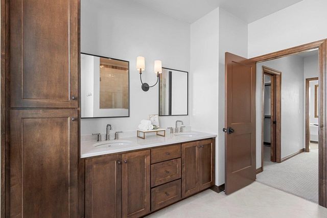 302 LANSDOWNE STREET, De Pere, WI 54115